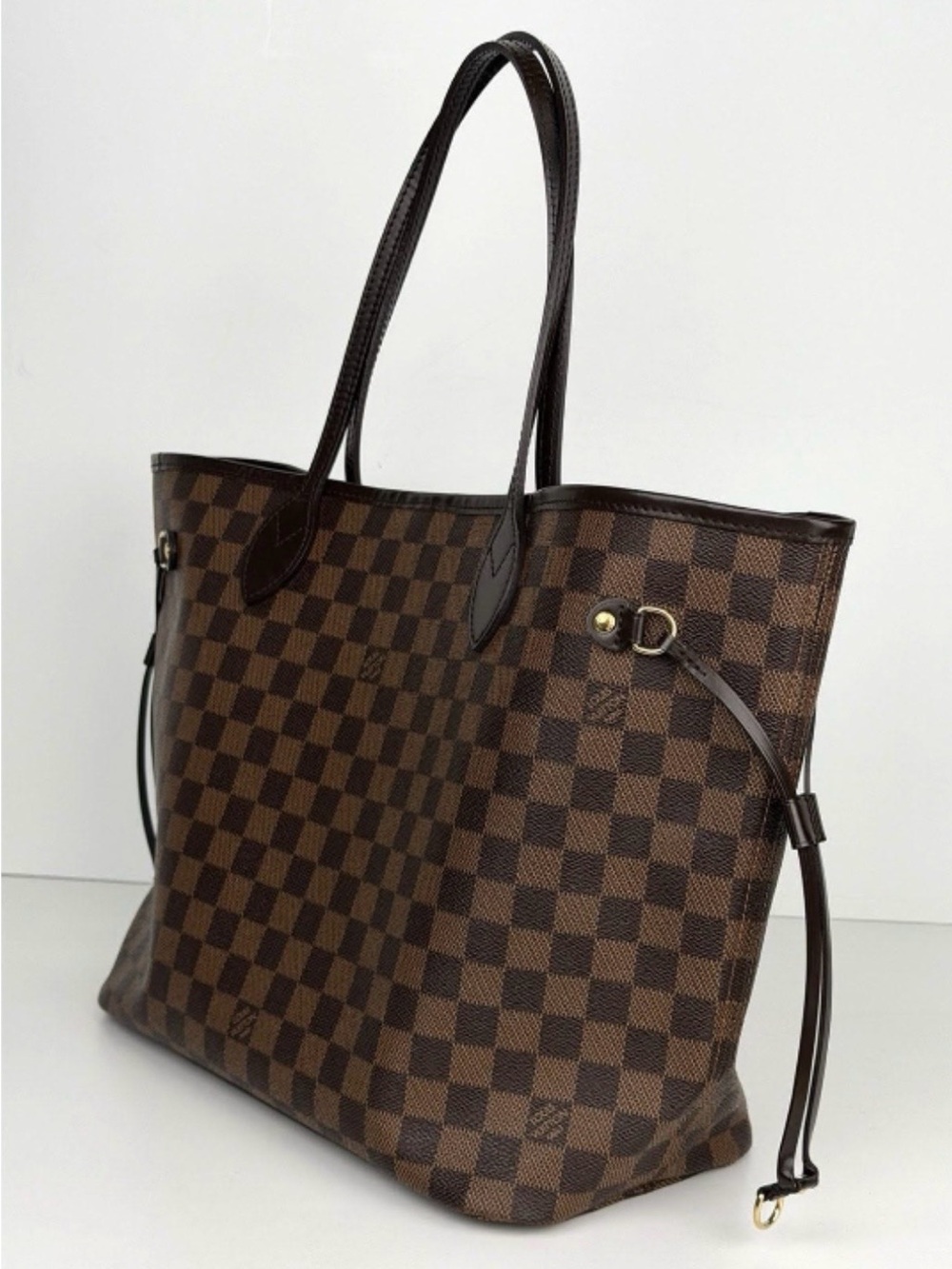 Louis Vuitton Neverfull MM Tote in Damier Ebene Coated Canvas 2020